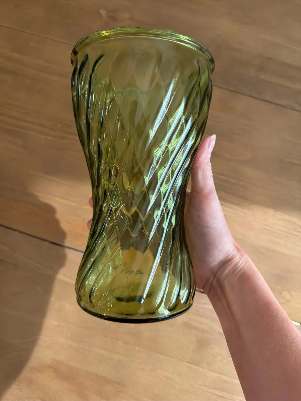 New vintage Green Swirl Glass Vase - Brand Unknown
